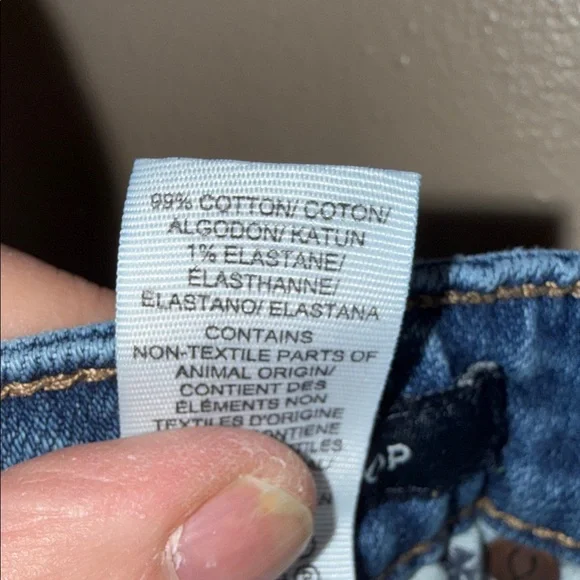 Lucky Brand Blue Cropped Jeans - Picture 4 of 8